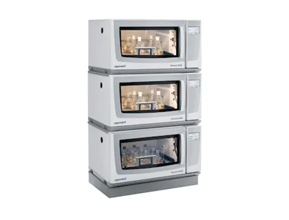 Innova® S44i – Stackable Incubator Shaker